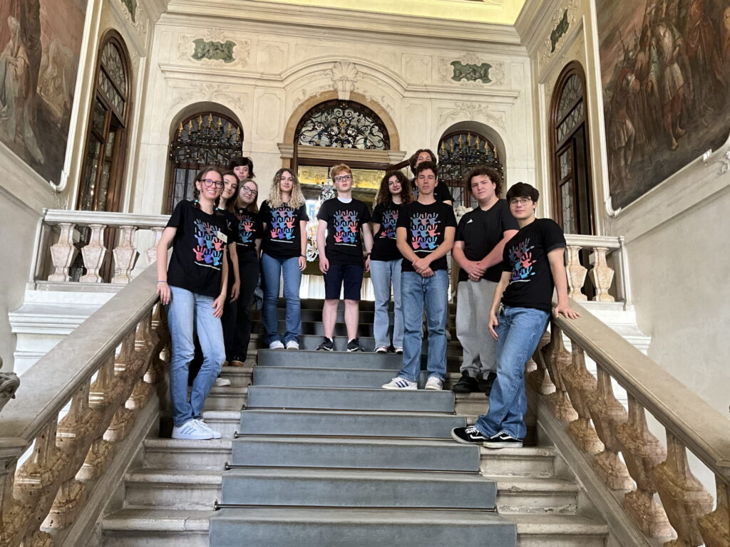 VENETO ECONOMY -Prosegue la collaborazione con le scuole superiori di Treviso per i progetti di alternanza scuola lavoro: 186 studenti e 5189 ore formative erogate