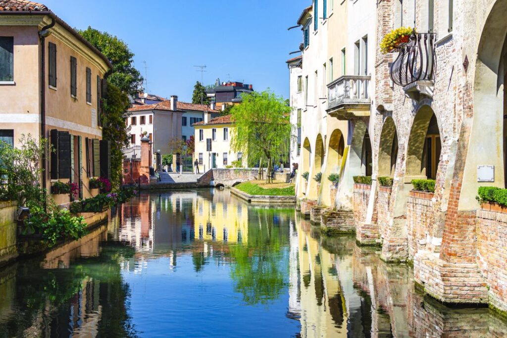 VENETO ECONOMY - Treviso e le imprese artigiane legate al turismo